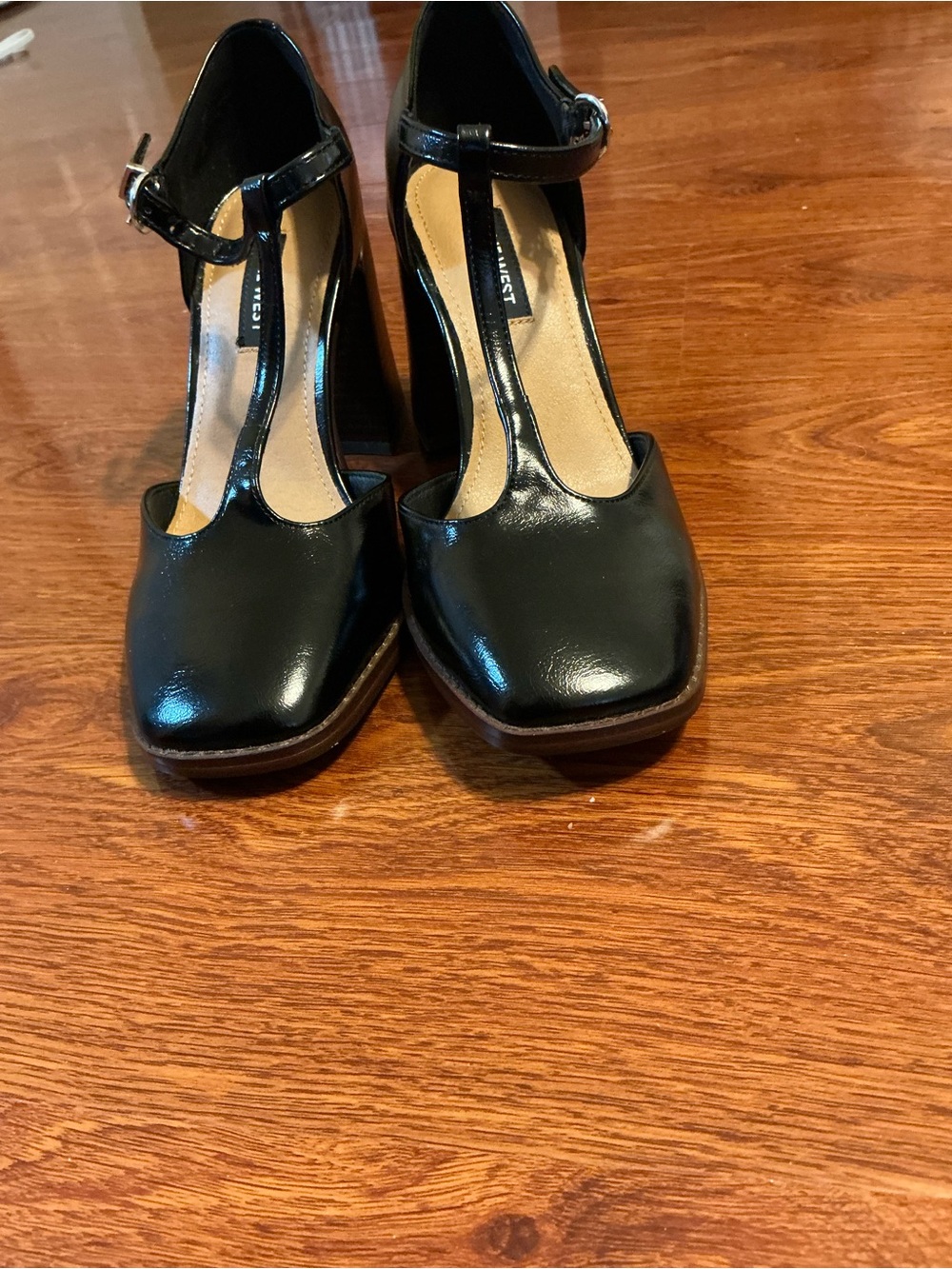 Nine West Black Patent T-Strap Block Heel Pumps - Picture 2 of 3
